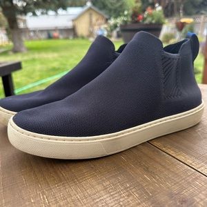 Rothy’s Navy Blue Slip On Knit Chelsea Boots Shoes Women’s Size 10